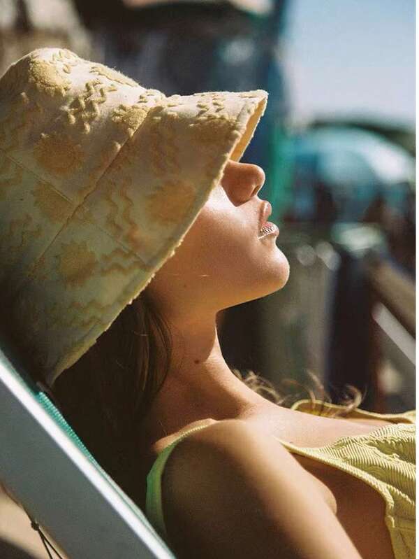 1pc Casual Polyester Patchwork Sun Decoration Bucket Hat, Wavy Striped, Suitable For Spring, Summer, Autumn, Winter