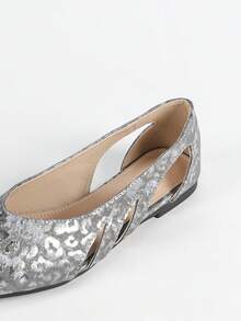 Sandales à enfiler femme, style minimaliste et polyvalent, bout pointu à la française, bride unique, semelle souple doux, convient avec robes et chaussures plates