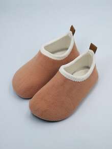 保暖内衬防滑软底儿童家居拖鞋，防寒幼儿室内鞋，适合幼儿园、瑜伽，适合家庭使用，穿脱方便