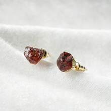 1 Pair Asymmetrical Natural Stone Stud Earrings