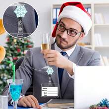 1 Christmas Snowman, Reindeer, Snowflake Retractable Badge Clip, With Metal Clip Scroll ID Card Badge Hanging Rope Tag Keychain Card, Suitable For Office, Student, Christmas Decoration Party Gifts, Christmas