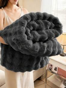 1 chiếc chăn lông thỏ giả siêu mềm, ấm áp và thoải mái, có thể giặt bằng máy, vải nhung lông dùng được mọi mùa, kích cỡ Queen và King, chăn ngủ đa năng, thích hợp cho văn phòng, phòng ngủ, ghế sofa, du lịch, sử dụng được cả hai mặt, trang trí mùa đông - màu đen - Xem 11