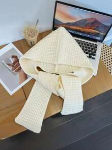 1 Peça Lenço com Capuz de Tricô Fashionável de Cor Sólida Preto/Bege/Cáqui/Marrom/Vermelho com Padrão Trançado, Combinando Estilos Casuais, Boêmios e Elegantes, Confeccionado em Mistura Acrílica Macia Tricotada com Detalhes Trançados e Franjas Intrincados, Design Multifuncional como Lenço com Capuz, Xale