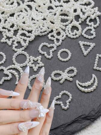 200 PCS 3D Hollow Multi-Shape Faux Pearl Resin Nail Charms And Nail Gems, Mixed Cute Styles With Heart, Star, Bow, Bear Designs, For DIY Nail Art, Nail Supplies, Crafts, Christmas Holiday Decoration, Suitable For Home Use And Professional Nail Salon