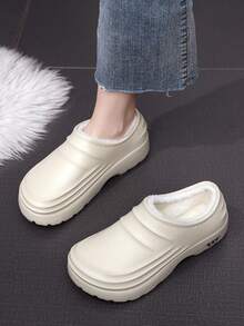 W 1 双女士防滑、防水、防油冬季毛绒内衬保暖耐用冬鞋，适用于厨房、酒店、食品厂工作