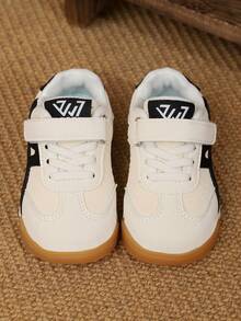 1 Pair Kids' Soft Sole Non-Slip Sports Shoes, Girls' Fashion Versatile Casual Sneakers, Tennis Shoes, New Spring/Autumn Collection - Black - View 3