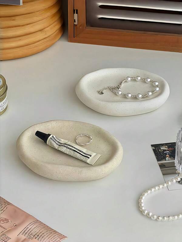 1pc Nordic Style Oval Ceramic Catchall Tray, Entryway Key Holder, Desktop Jewelry Display Plate