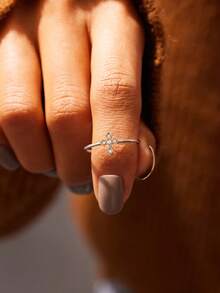 GAGAFEEL 1 einfacher, stilvoller und kompakter S925 Sterling Silber Kreuz Ring mit Zirkonia Einlage, vielseitiges Tagesgeschenk für Frauen