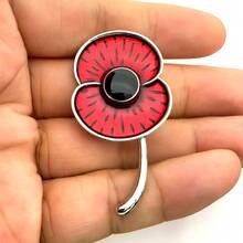 Lest We Forget 2025 Poppy Lapel Pin Brooch UK Remembrace Day Badge Jewelry Costume Accessories Bag Charms Office Accessories