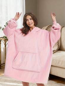 2/1pc Cozy Wearable Blanket Hoodie - Oversized Plush Sweatshirt With Sleeves And Huge Pockets, Warm Blanket For Men And Women, Perfect For The Couch Or Bed,Comfortable Flannel, A Must-Have For Halloween And Christmas, Nightgown, Warm And Cold-Proof ,Perfect For Home Decor Parties, And Christmas Gifts.Christmas Decor,Christmas,Christmas Decorations Home,Christmas Decorations Home