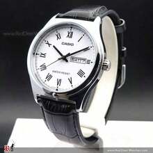 Casio 男士手表 男士石英表，皮革表带，白色罗马数字表盘，日期三针模拟手表，适合日常、休闲和其他场合 MTP-V006L-7B - 白色 - 查看 7