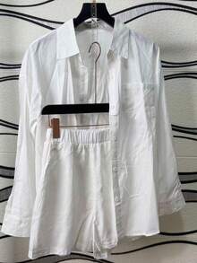 Conjunto Feminino de Linho com Short Forrado e Camisa