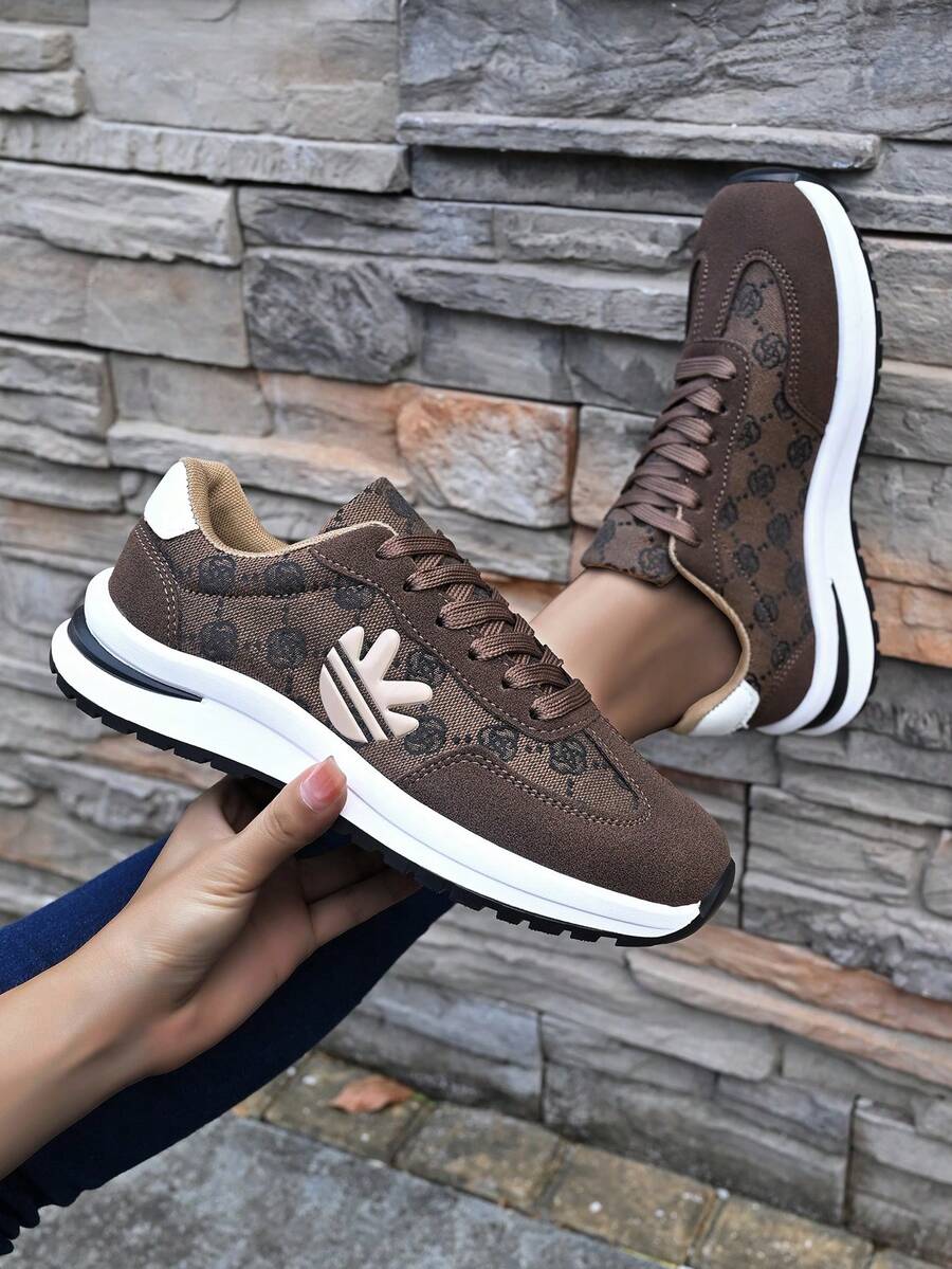 Tênis Esportivos Femininos com Cadarço, Sola Grossa Bico Redondo Respirável, Novos Tênis Casuais Marrons para Outono, Sola Macia, Caminhada, Moda, Uso Diário