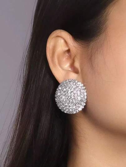 1 对简约水钻圆形设计耳环，适合女性婚礼、派对和日常佩戴