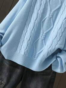 كنزة صوفية كاجوال فضفاضة مصنوعة من الصوف المنسوج بنمط كابل مجدول بياقة دائرية وأكمام طويلة منسدلة للمرأة البدينة - أزرق فاتح اللون - مشاهدة 4