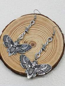1 Pair Vintage Gothic Style Silver-Color Skull, Butterfly & Thorn Pendant Earrings - Silver - View 3