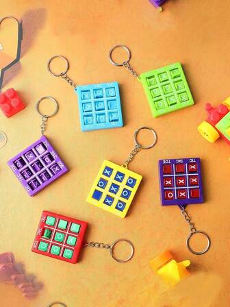 4/8/12/24 件装 - 多色钥匙扣派对礼物迷你背包挂件，生日派对礼品袋填充物，拼图旋转游戏井字棋圆形十字棋（部分颜色和款式随机）