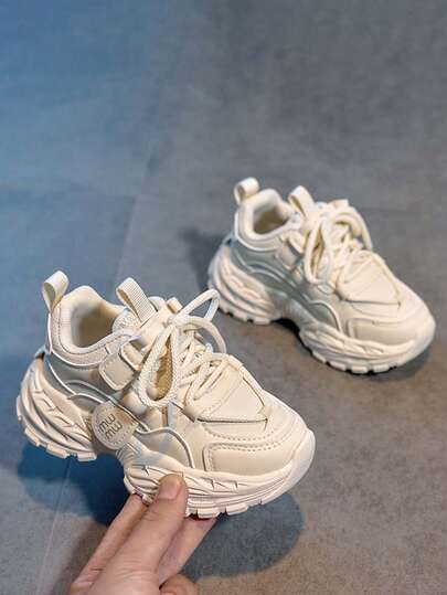 1 Pair Fashion Children's Sports Shoes, PU Leather Patchwork Waterproof Low-Top Thick Sole Non-Slip Running Shoes, Campus Style Boys & Girls Comfortable Casual Shoes, Students Shoes Suitable For All Seasons