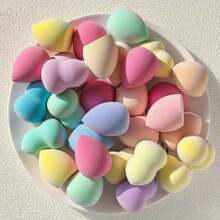 50pcs High Quality Latex Free Makeup Sponges Multi Color Foundation Blenders Smooth Application For All Skin. Random Color And Shape Multicolor Makeup Sponge, Mixed BB Cream, Foundation Liquid, , Also Mixed Concealer, Blush, Eyeshadow, Water-Resistant Dry Wet Use Powder Makeup Sponge