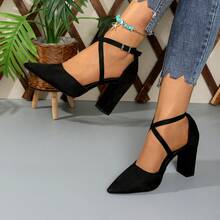 Szpiczaste buty na wysokim obcasie dla kobiet, Nowa kolekcja wiosna/lato 2025, Uniwersalne sandały na grubym obcasie z zamkniętymi palcami i sznurowane, Eleganckie buty typu Mary Jane w stylu retro z paskiem na krzyż, Wersja koreańska