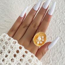 1pc Metal Material Faux Pearl Exaggerated Geometric Hollow Single Ring Ladies Daily Casual Wear