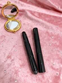 Cepillo de labios de silicona 2 en 1 con tapa, apto para brillo de labios/lápiz labial, aplica el maquillaje de manera uniforme y precisa, cerdas de silicona para un uso fácil e higiénico, cepillo de labios portátil coreano, negro