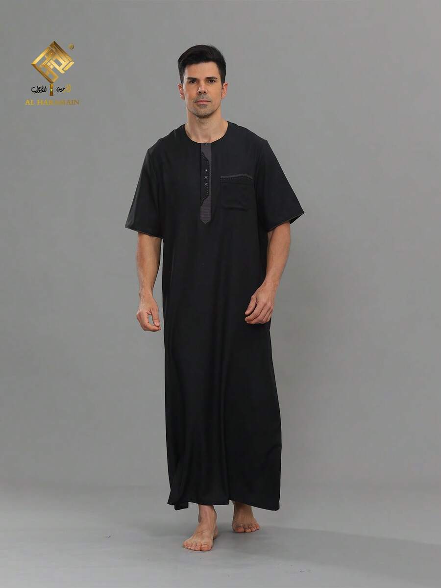 AL HARAMAIN HARAMAIN 新款斋月摩洛哥长袍,时尚简约优雅的阿拉伯男士长袍,白色四扣设计,男士优雅阿拉伯长袍 - 柔软长袖祈祷服,可机洗,适合所有季节、斋月和正式宗教场合 | 圆领设计 | 光滑质地 | 男士正装男士传统阿拉伯长袍,摩洛哥风格设计 - 黑色 - 查看 1