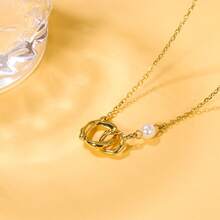 1pc Minimalist Gold Pearl Double Ring Pendant Necklace, Classic Chain Design Suitable For Women's Daily Wear, Fashionable Accessory