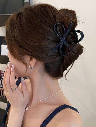 1pc Oversized Satin Bow Hair Clip, High-End Bun Claw Clip With Ribbon Tail, Elegant Princess Hair Accessory Winter Hair Clutch