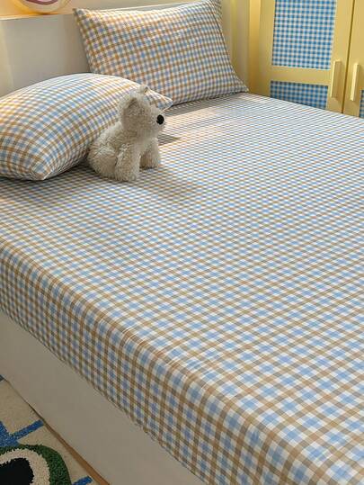 3pcs Bedding Set, Checkerboard Pattern, Soft & Comfortable, Includes 1 Fitted Sheet And 2 Pillowcases, No Filling, Suitable For Dorm, Bedroom, Home Use, Multiple Sizes Available