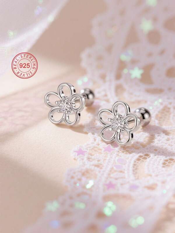 1 par de pendientes de botón de flor pequeña de plata de ley 925 hipoalergénicos, diseño hueco con circonita cúbica brillante, cierre de rosca, delicado y lindo, en caja de regalo, adecuado para uso diario o vacaciones, regalo para niñas, amigos, vuelta al colegio, Navidad