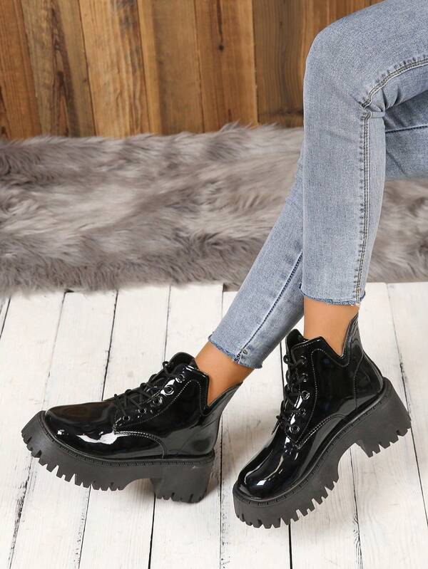 Women's Fashion Round Toe Black Lace-Up Thick Sole Versatile Comfortable Classic Ankle Boots And Short Boots, Plus Size