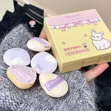 一套5个Gege Bear柔软云朵般柔软的化妆海绵，亲肤舒适，易于上妆，不吸油，柔软易用，化妆工具，价格实惠，可用于房间装饰、梳妆台、旅行、卧室等场合，是化妆配件的理想之选。产品包括粉扑、美妆蛋、散粉扑、化妆海绵等，价格实惠，适合作为圣诞礼物或圣诞小礼物。 - 彩色 - 查看 22