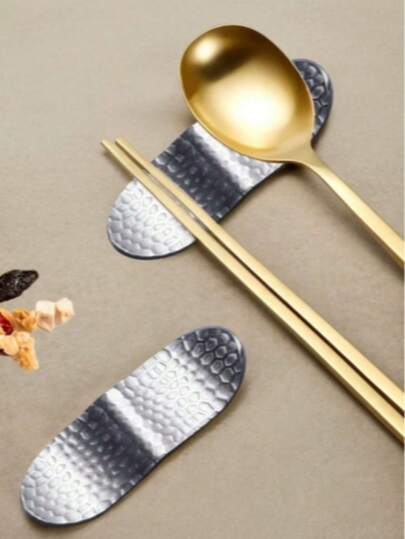 304 Stainless Steel Chopsticks And Spoon Rest - Creative Non-Stick Kitchen Utensil Holder, Woven Texture, Reusable Cutlery Storage Box, Suitable For Chopsticks, Spoons, And Forks, Kitchen Utensil Storage Box | Stylish Cutlery Resting Place | Non-Stick Chopstick Holder, Japanese Style Stainless Steel Chopstick Rest, Suitable For Hotels And Restaurants, Reusable Cutlery Accessories.