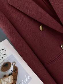 Elegante blazer de mujer de doble botonadura en gris claro - Moda atemporal para mujeres | Prenda esencial y versátil de armario, unicolor con bolsillos y botones delanteros