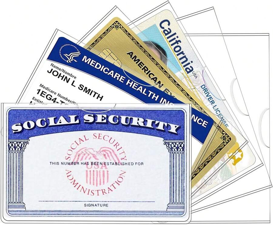 5/16 Pack Medicare Card Holder Protector Sleeves, Clear PVC Waterproof Medical/Credit Card, Business/Social Security Card Protector - Clear Vinyl Plastic Covers For Insurance & Social Security Metro & License Or Credit Cards - 彩色 - 查看 1