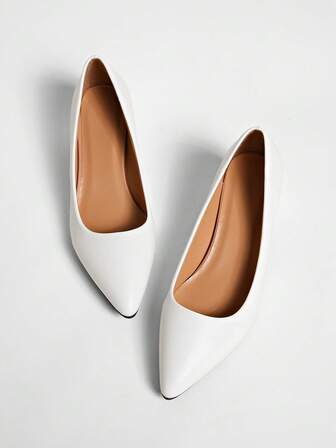 Bailarinas de mujer de piel blanca de alta calidad con tacón de gatito de 4 cm, cómodas y de moda con punta puntiaguda y suela gruesa, adecuadas para boda, fiesta y estilo minimalista