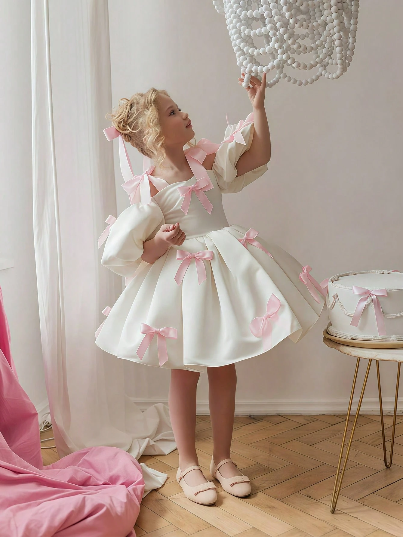 Young Girl Spaghetti Strap Bow Puff Sleeve Princess Dress, Suitable For