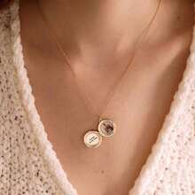 Customized Photo Locket Necklace, Personalized Picture Elegant Jewelry, Minimalist Style, Romantic Keepsake, Mother's Day Gift, Anniversary Present - Style3 - View 4