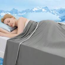 Cooling Blanket - Chill 3.0 Q - 0.5+ Manta Fra Doble Cara Nylon Sudores Nocturnos, Cobija Enfriadora Verano, Manta de Enfriamiento Fresca Uso en CamaSofViajes 200x220 - Gris + 150*200cm - Ver 2