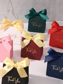 5/10 piezas Cajas de regalo mini, cajas de papel de especialidad de unicolor con texto "Gracias" en dorado, decoradas con cinta de satén y lazo. Adecuado para contener dulces, aperitivos, chocolates y pequeños regalos de Navidad. También aplicable para bodas, fiestas, celebraciones de cumpleaños y decoraciones navideñas. - caja de gracias - Ver 5