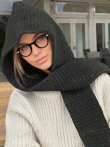 1 Peça Lenço com Capuz de Tricô Fashionável de Cor Sólida Preto/Bege/Cáqui/Marrom/Vermelho com Padrão Trançado, Combinando Estilos Casuais, Boêmios e Elegantes, Confeccionado em Mistura Acrílica Macia Tricotada com Detalhes Trançados e Franjas Intrincados, Design Multifuncional como Lenço com Capuz, Xale