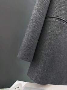 Elegante blazer de mujer de doble botonadura en gris claro - Moda atemporal para mujeres | Prenda esencial y versátil de armario en unicolor con botones y bolsillos delanteros