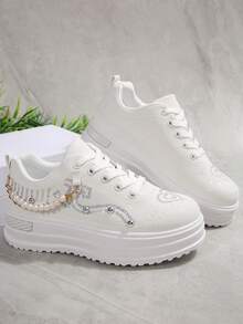 1 Pair Women's Pink Thick Sole Round Toe Cute Comfortable Casual Sneakers, Embroidered Faux Pearl Chain Decor, Size 36-41 (Run Small) - White - View 1