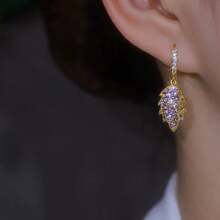 1 Pair Leaf Design Earrings For Women, Fashionable, Delicate, Luxury Aesthetic, Versatile Accessory