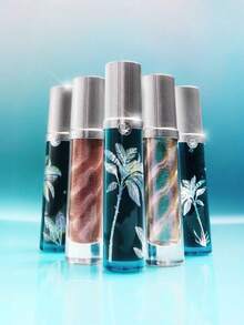 GIRLCULT Unreal唇彩JK01，水润光泽妆效，轻盈水润质地。蕴含梦幻细腻珍珠成分，丰盈双唇，打造饱满妆感。清爽不黏腻，带来舒适感受。打造专属妆容。适合日常使用及馈赠亲友。3.8毫升/0.13液盎司 - JK01 - 查看 12