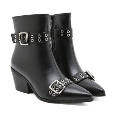 Par de zapatos casuales de mujer de unicolor decorados con remaches, adecuados para uso al aire libre en todas las estaciones