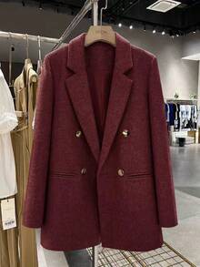 Elegante blazer de mujer de doble botonadura en gris claro - Moda atemporal para mujeres | Prenda esencial y versátil de armario, unicolor con bolsillos y botones delanteros