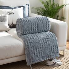 1pc Solid Color Taffeta Jacquard Textured Throw Blanket, Modern Polyester Fiber Jacquard Blanket, Bedding Blanket (No Pillowcase Included)