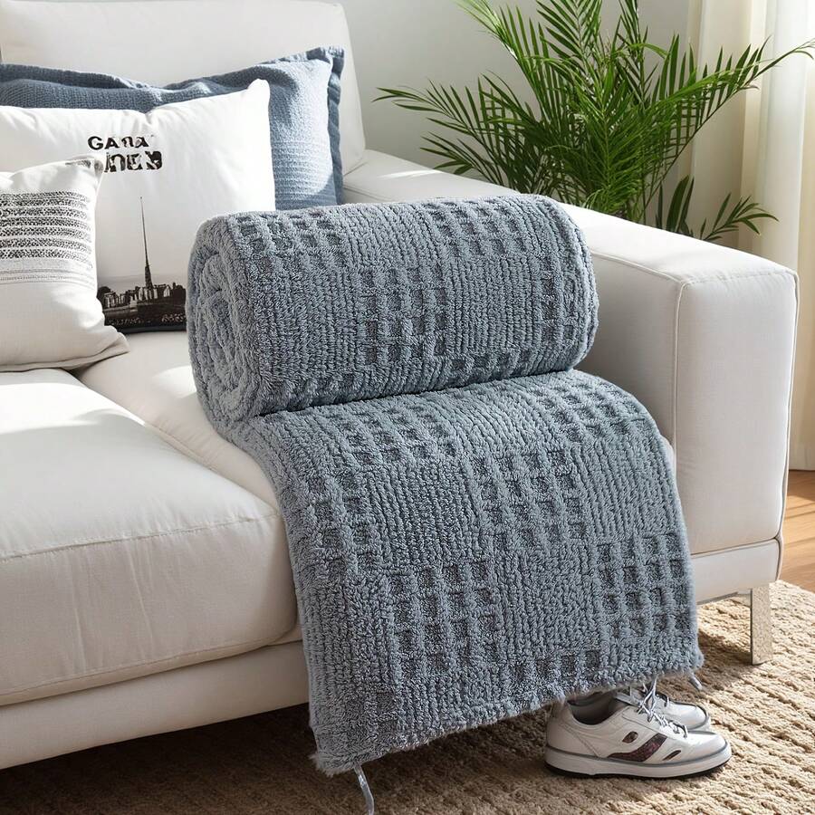 1pc Solid Color Taffeta Jacquard Textured Throw Blanket, Modern Polyester Fiber Jacquard Blanket, Bedding Blanket (No Pillowcase Included)